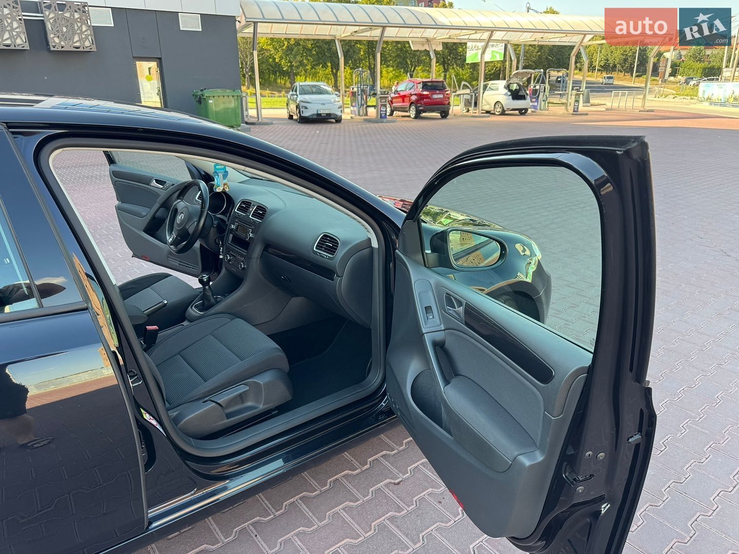 Volkswagen Golf 2009 VIN WVWZZZ1KZAP043230 фото оголошення 28 з 30