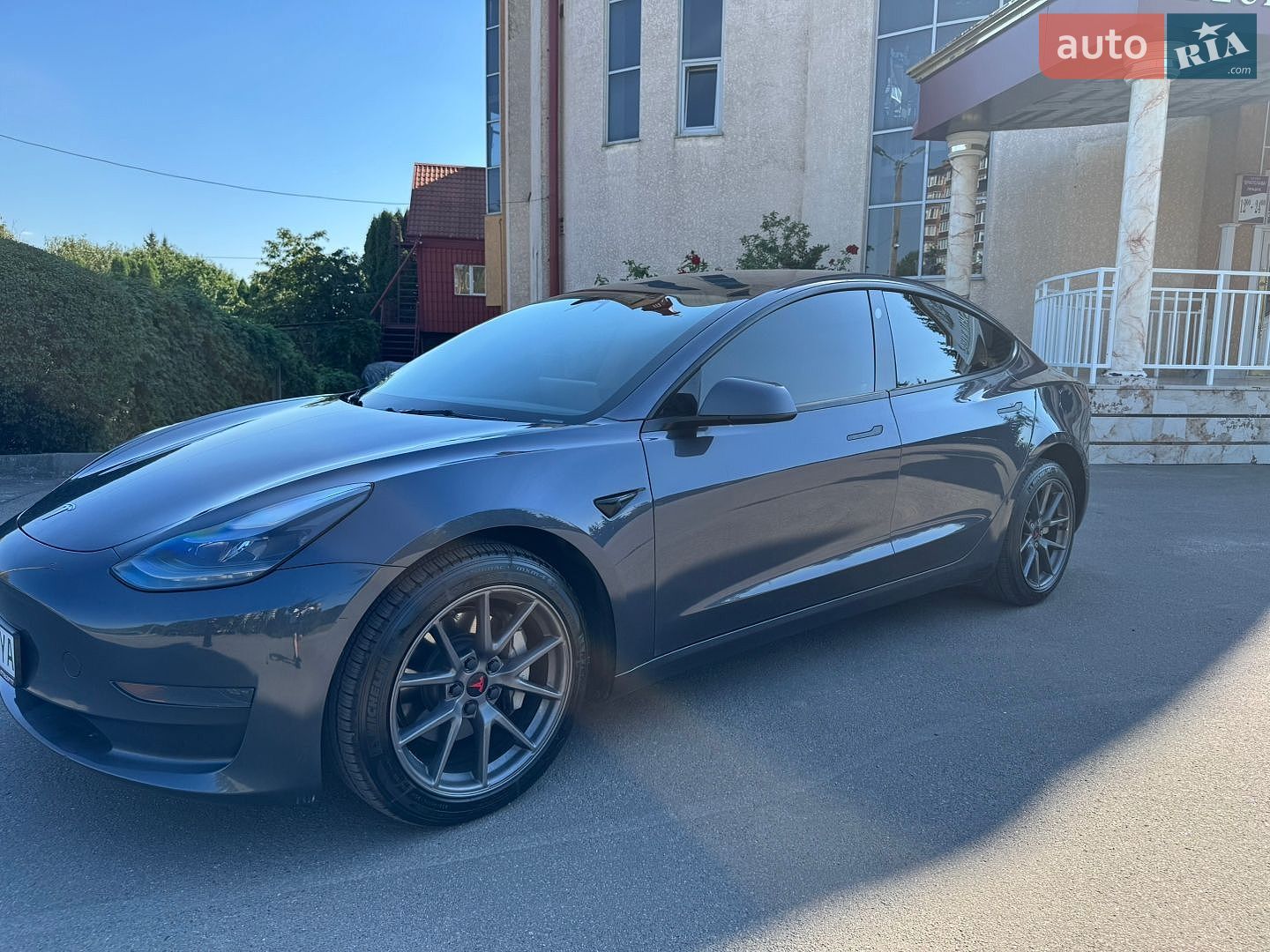 Tesla Model 3 2023 VIN 5YJ3E1EA2PF605347 фото оголошення 10 з 22