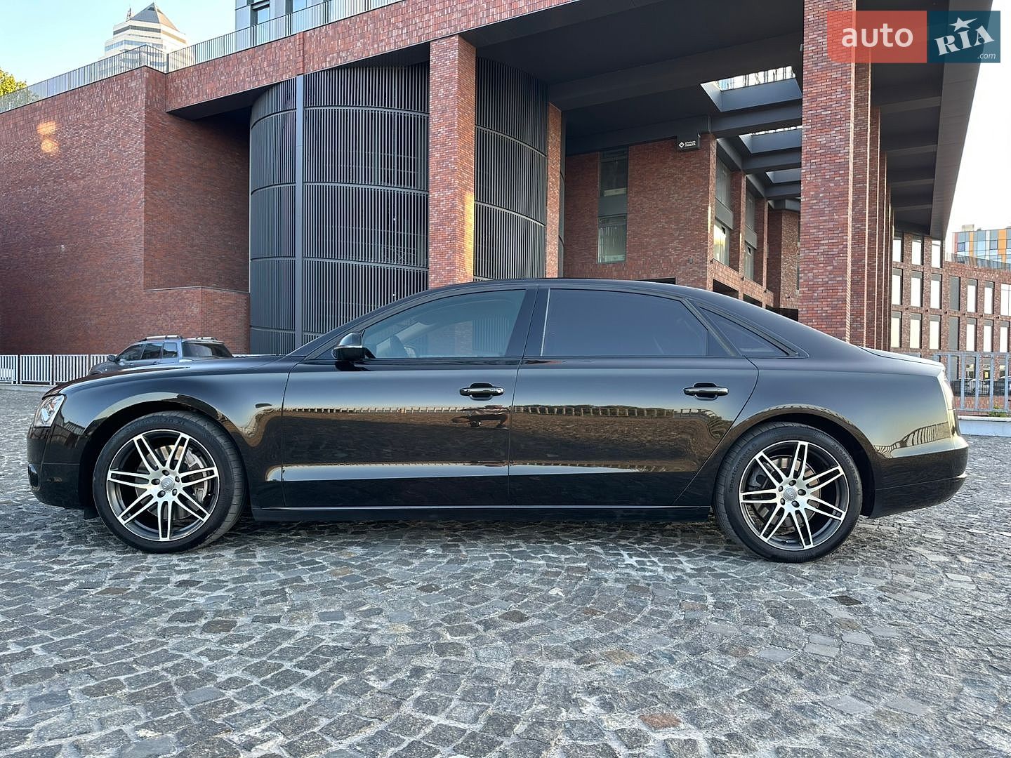 Audi A8 2013 VIN WAUZZZ4H8DN036901 фото оголошення 8 з 34