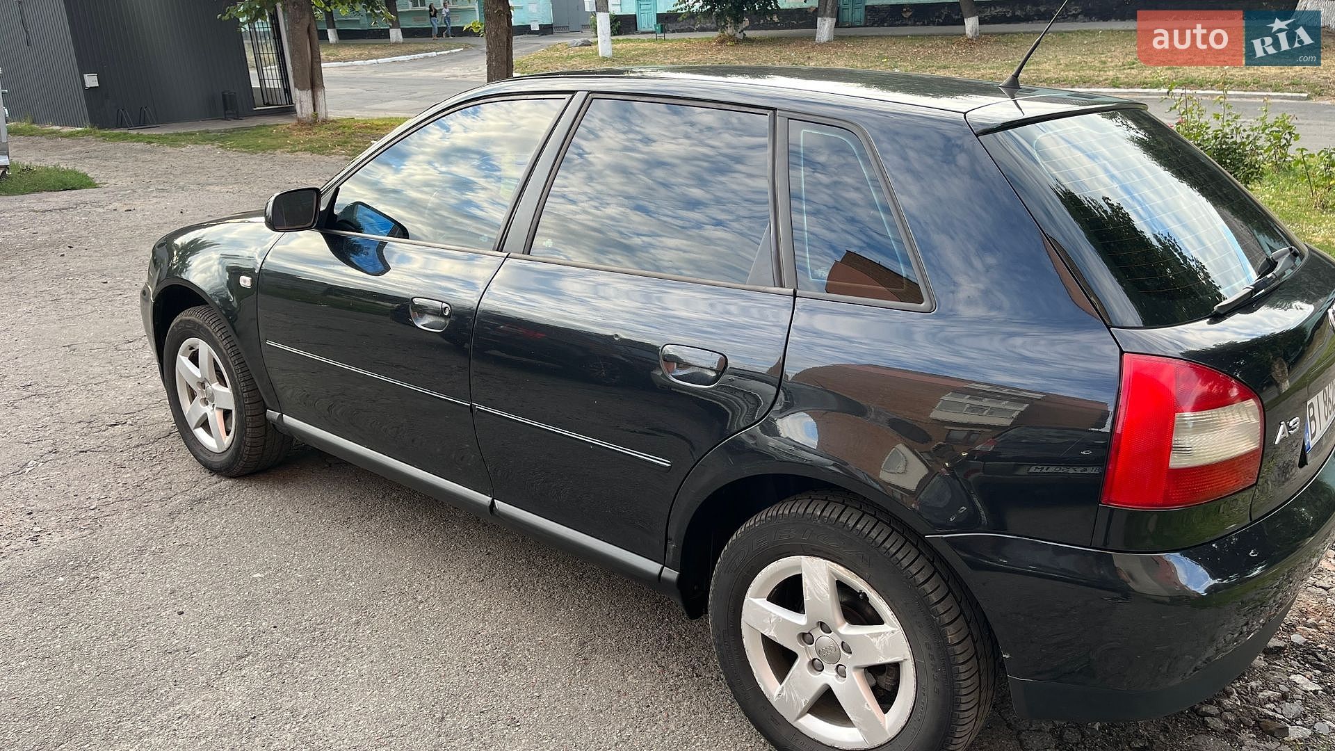 Audi A3 2000 VIN WAUZZZ8LZ1A023427 фото оголошення 4 з 11