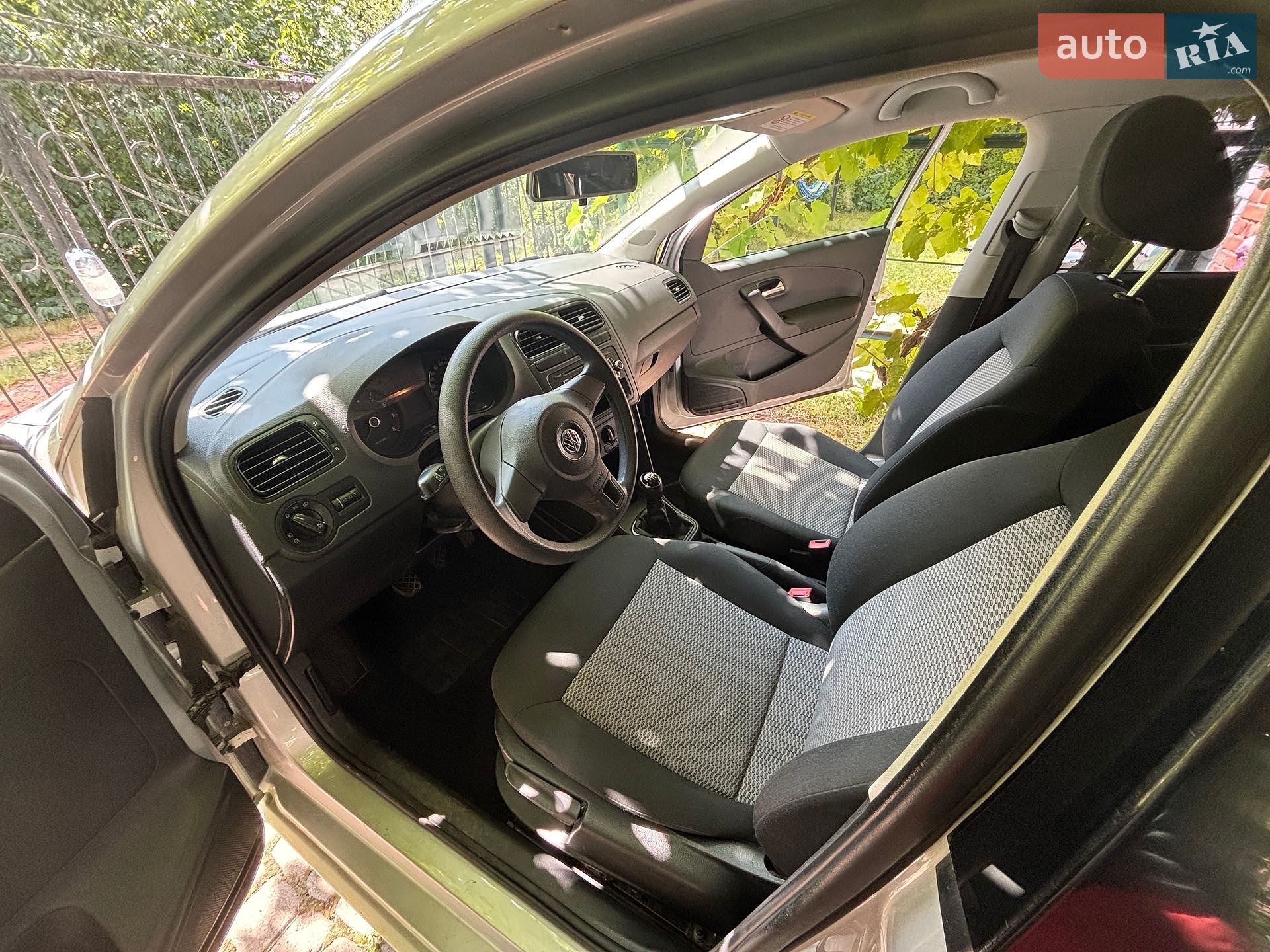 Volkswagen Polo 2012 VIN WVWZZZ6RZDY063953 фото оголошення 8 з 18