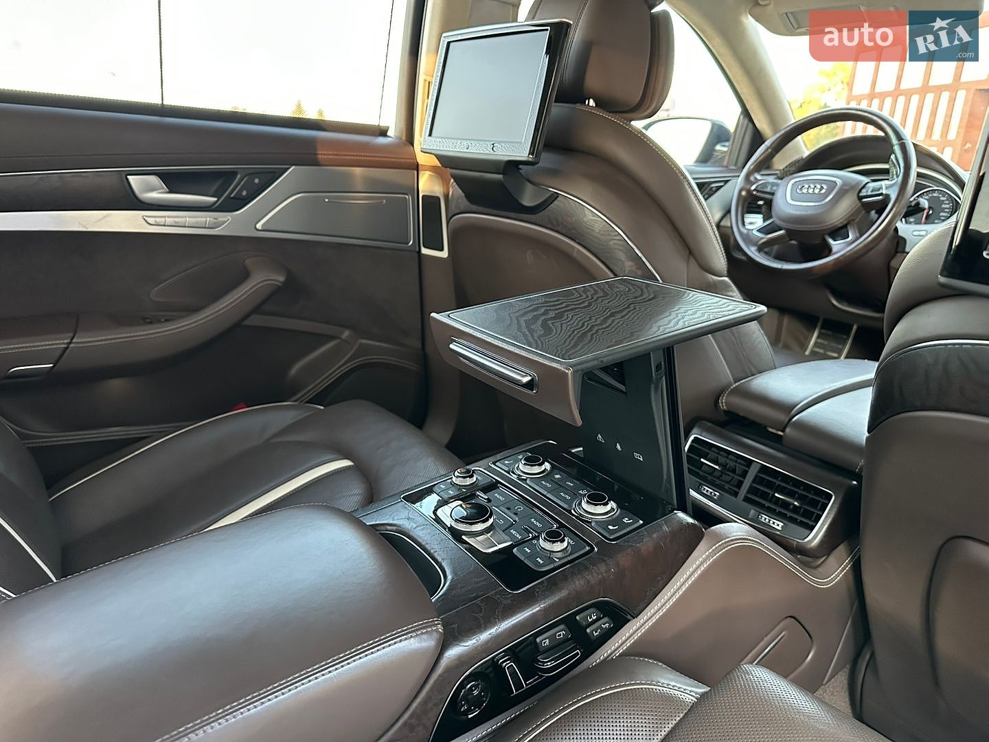 Audi A8 2013 VIN WAUZZZ4H8DN036901 фото оголошення 27 з 34