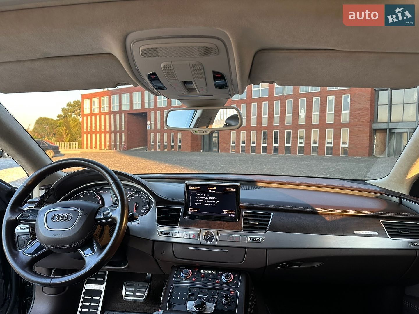 Audi A8 2013 VIN WAUZZZ4H8DN036901 фото оголошення 33 з 34
