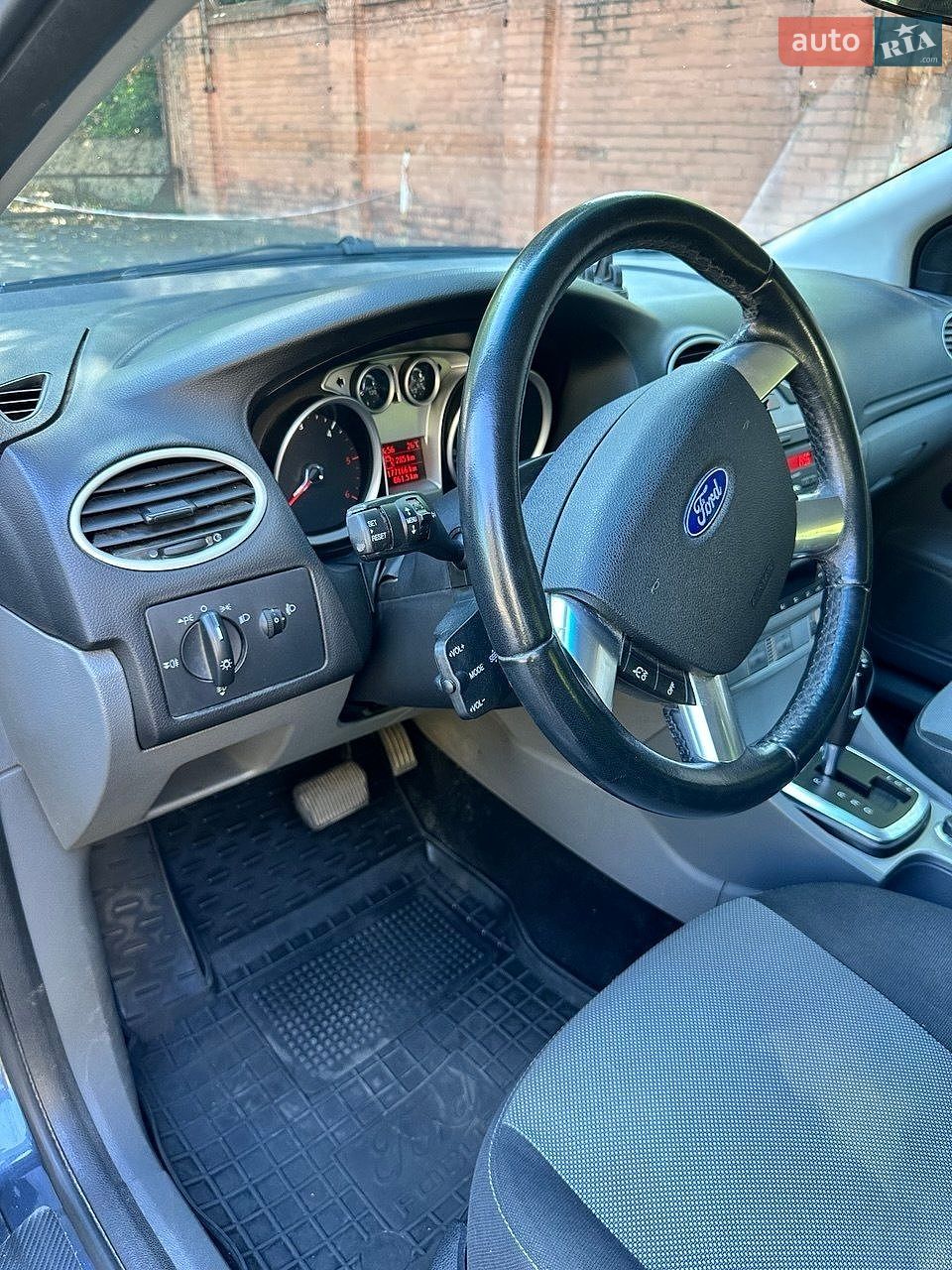 Ford Focus 2009 VIN WF0SXXGCDS9D58127 фото оголошення 14 з 34