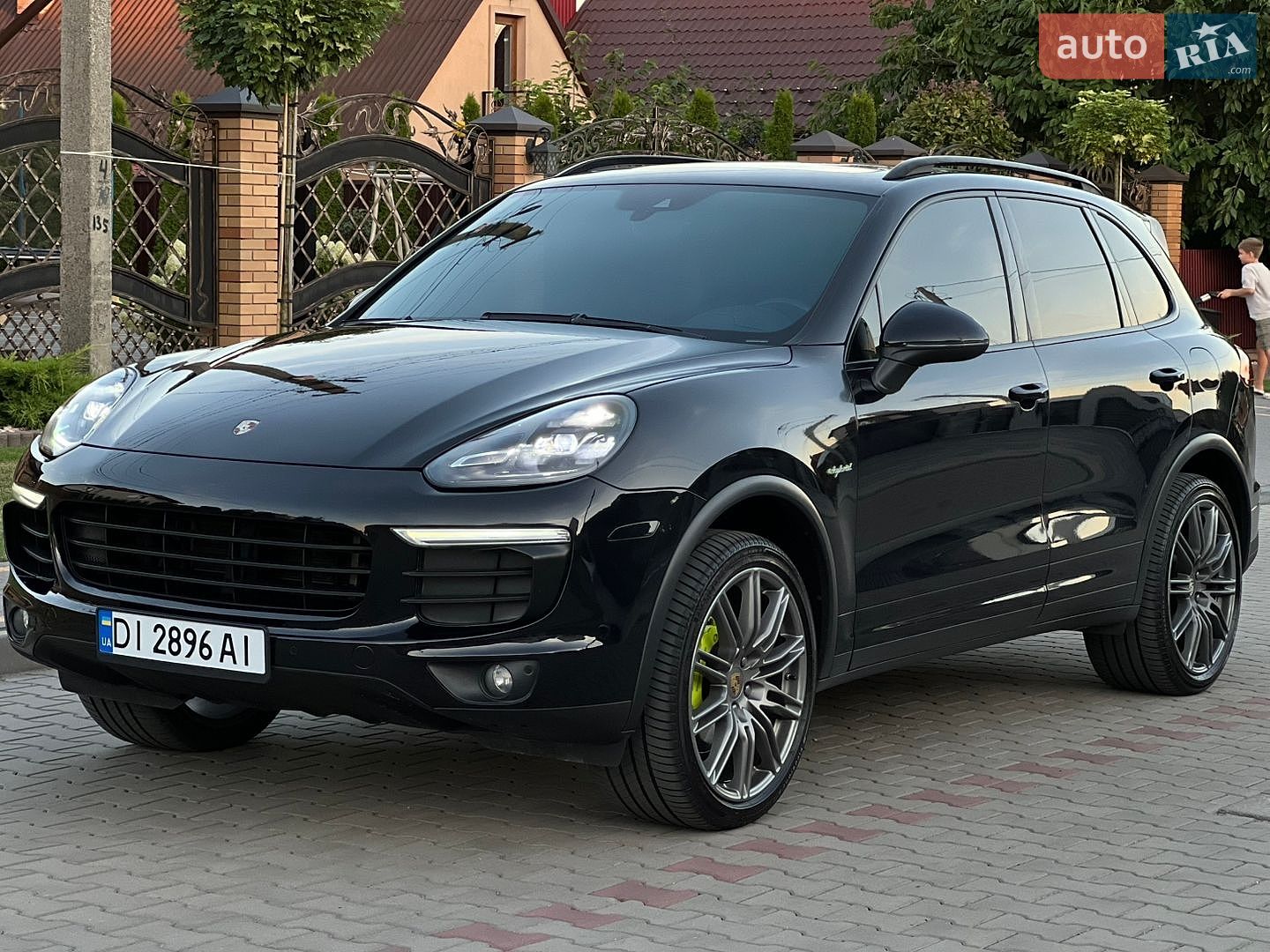 Porsche Cayenne 2015 VIN WP1AE2A23FLA53573 фото оголошення 2 з 91