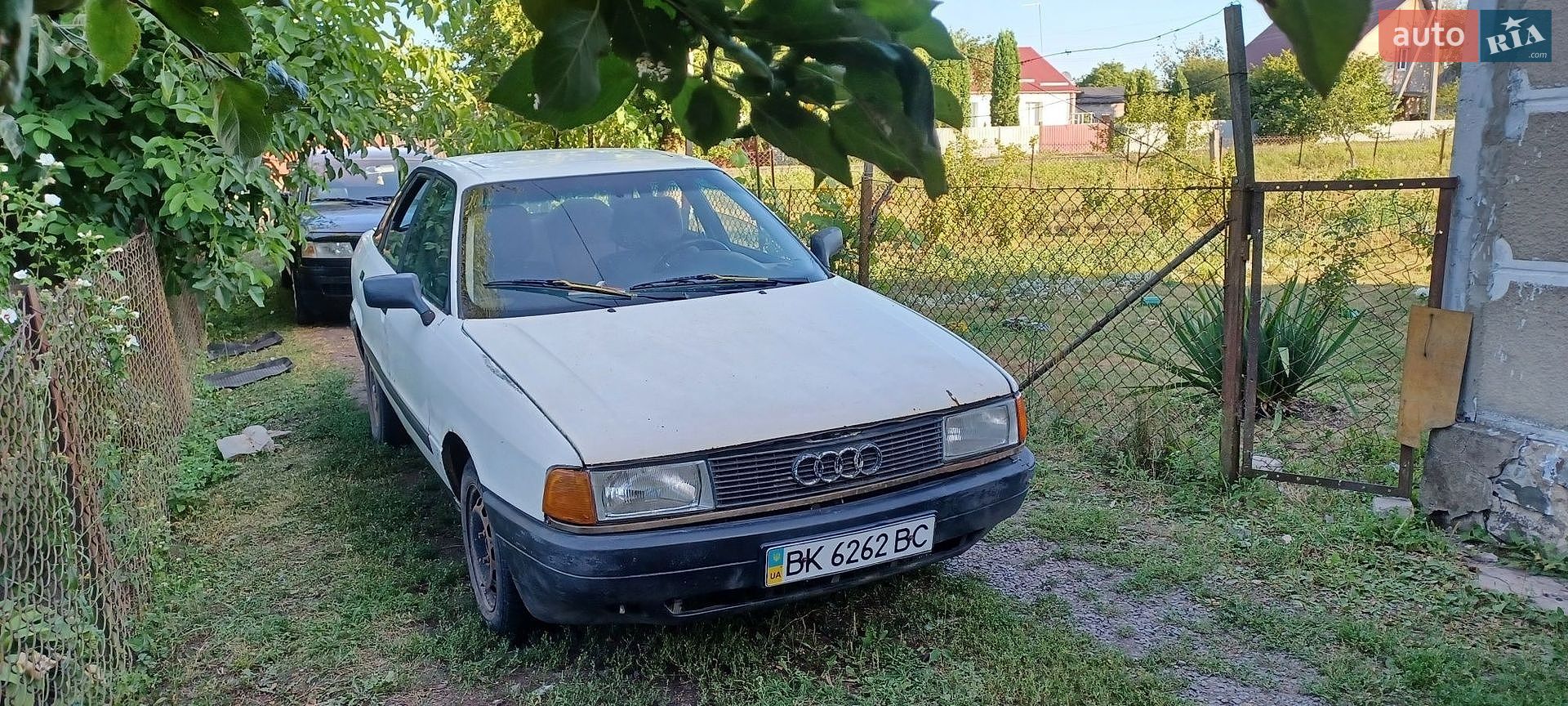 Audi 80 1988 VIN WAUZZZ89ZJA137866 фото оголошення 2 з 9