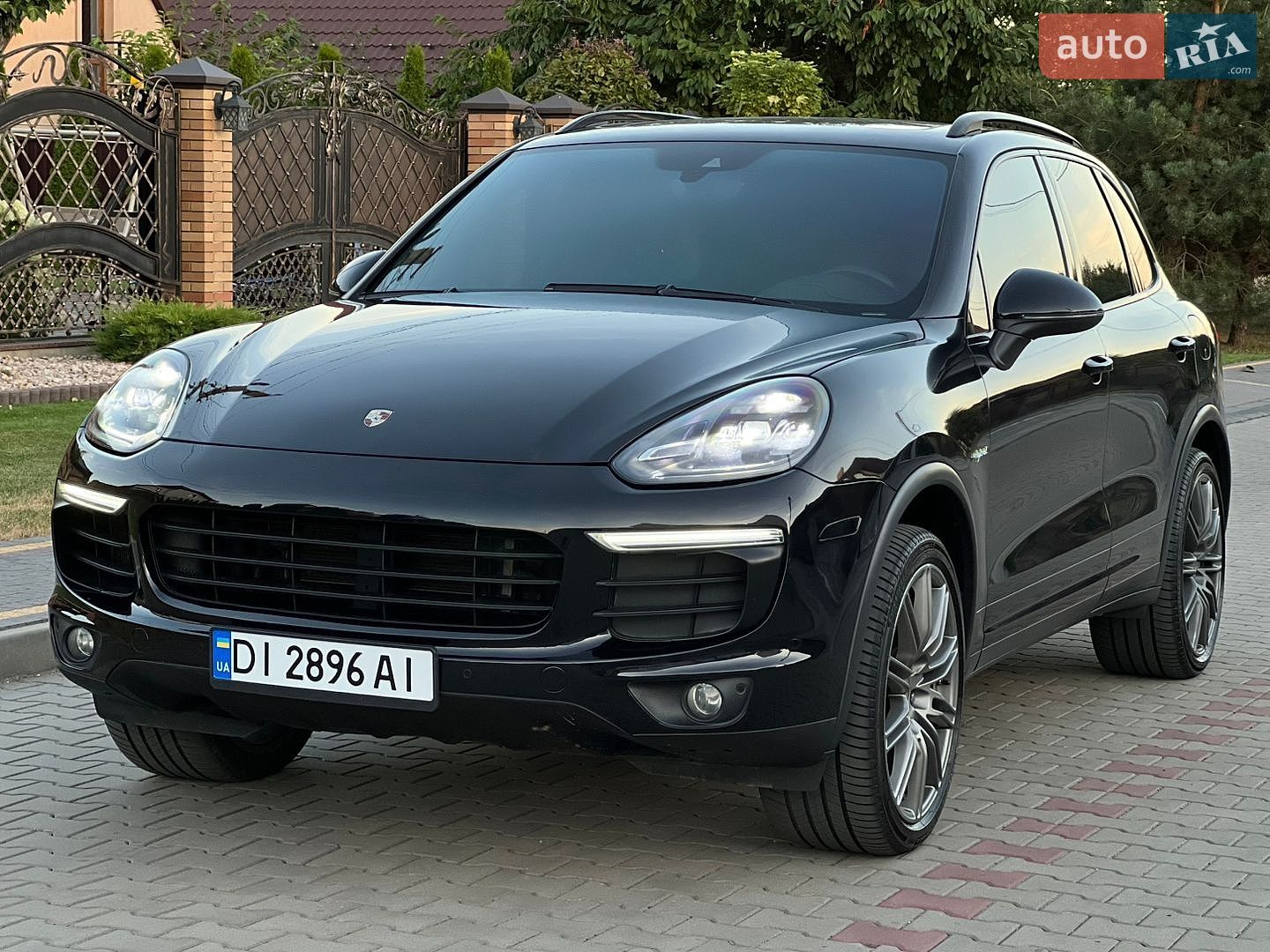 Porsche Cayenne 2015 VIN WP1AE2A23FLA53573 фото оголошення 38 з 91