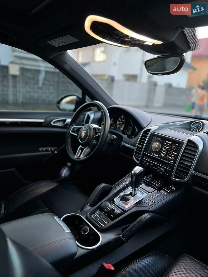 Porsche Cayenne 2015 VIN WP1AE2A23FLA53573 фото оголошення 49 з 91