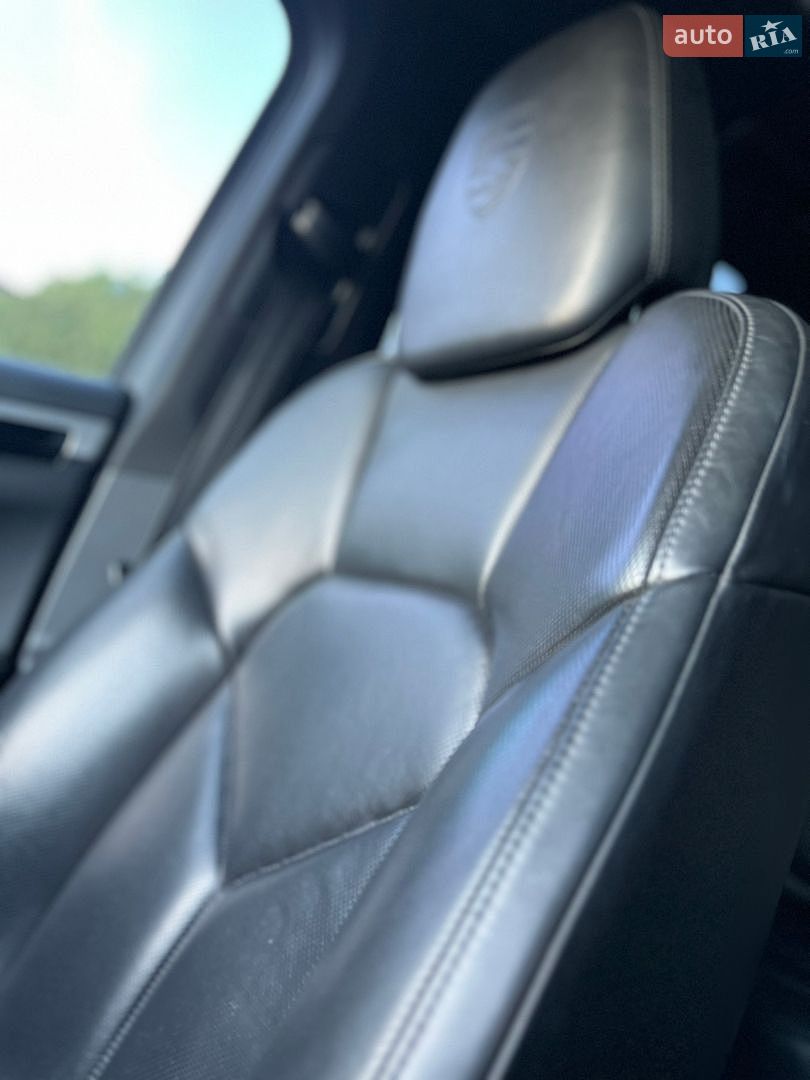 Porsche Cayenne 2015 VIN WP1AE2A23FLA53573 фото оголошення 77 з 91