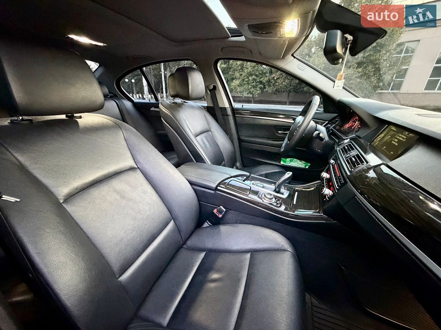 BMW 5 Series 2013 VIN WBAFW11020D264517 фото оголошення 18 з 22