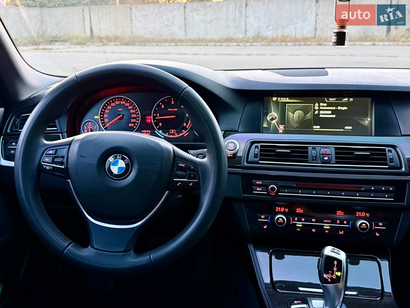 BMW 5 Series 2013 VIN WBAFW11020D264517 фото оголошення 20 з 22