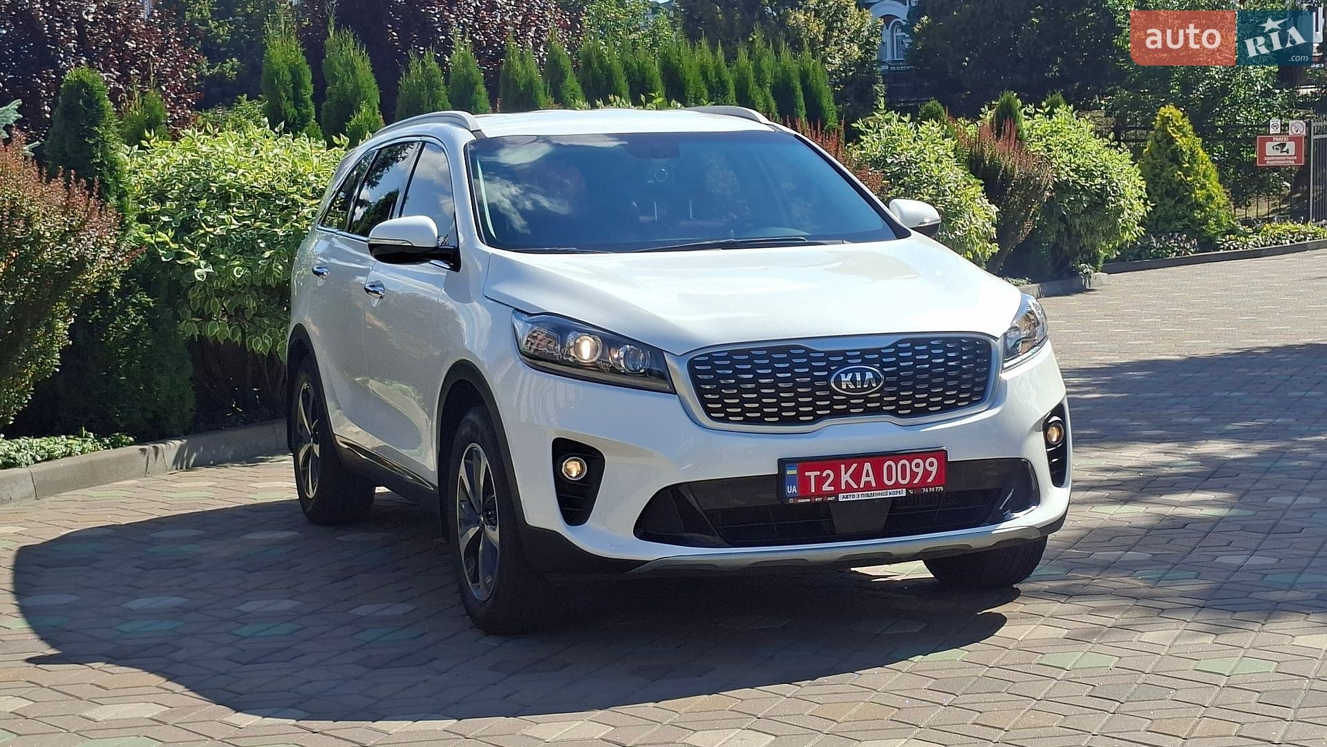 Kia Sorento 2018 VIN KNAPG81BDKA533419 фото оголошення 4 з 118