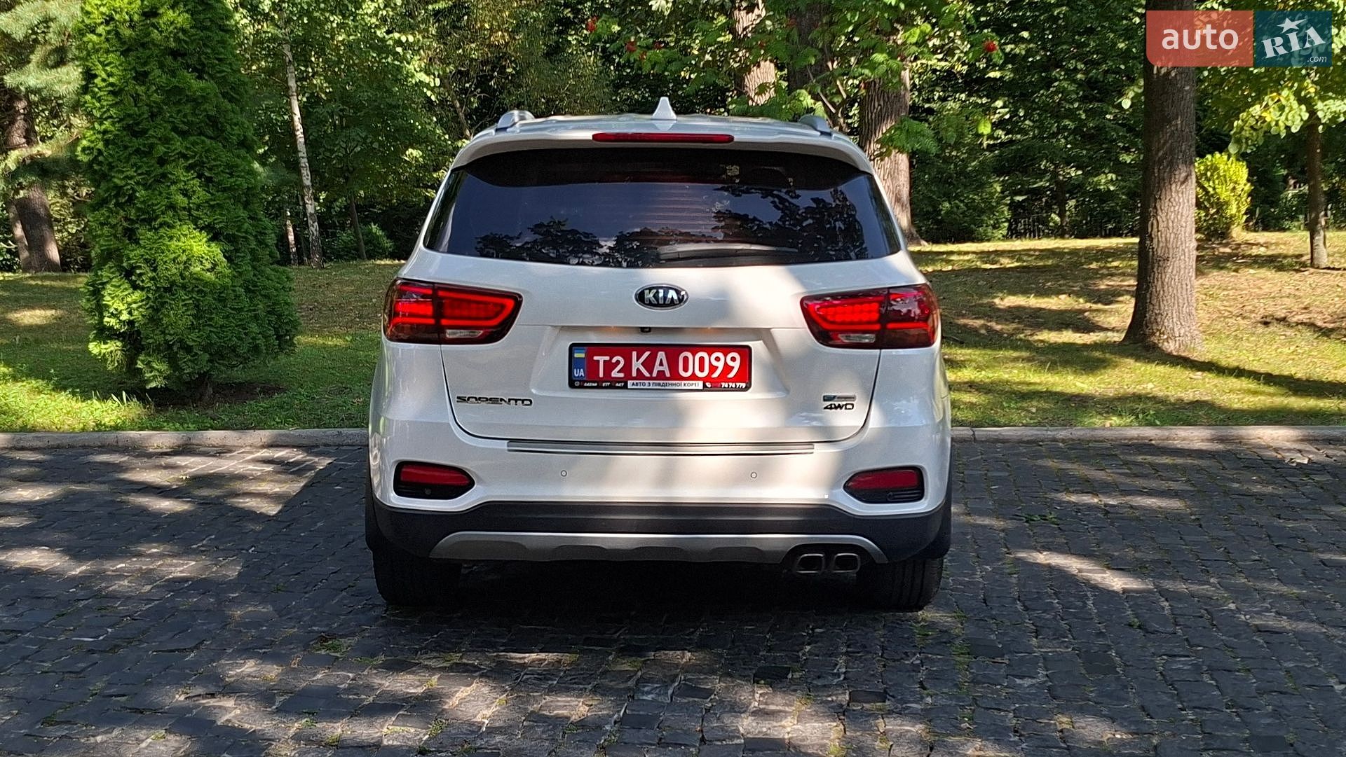 Kia Sorento 2018 VIN KNAPG81BDKA533419 фото оголошення 18 з 118