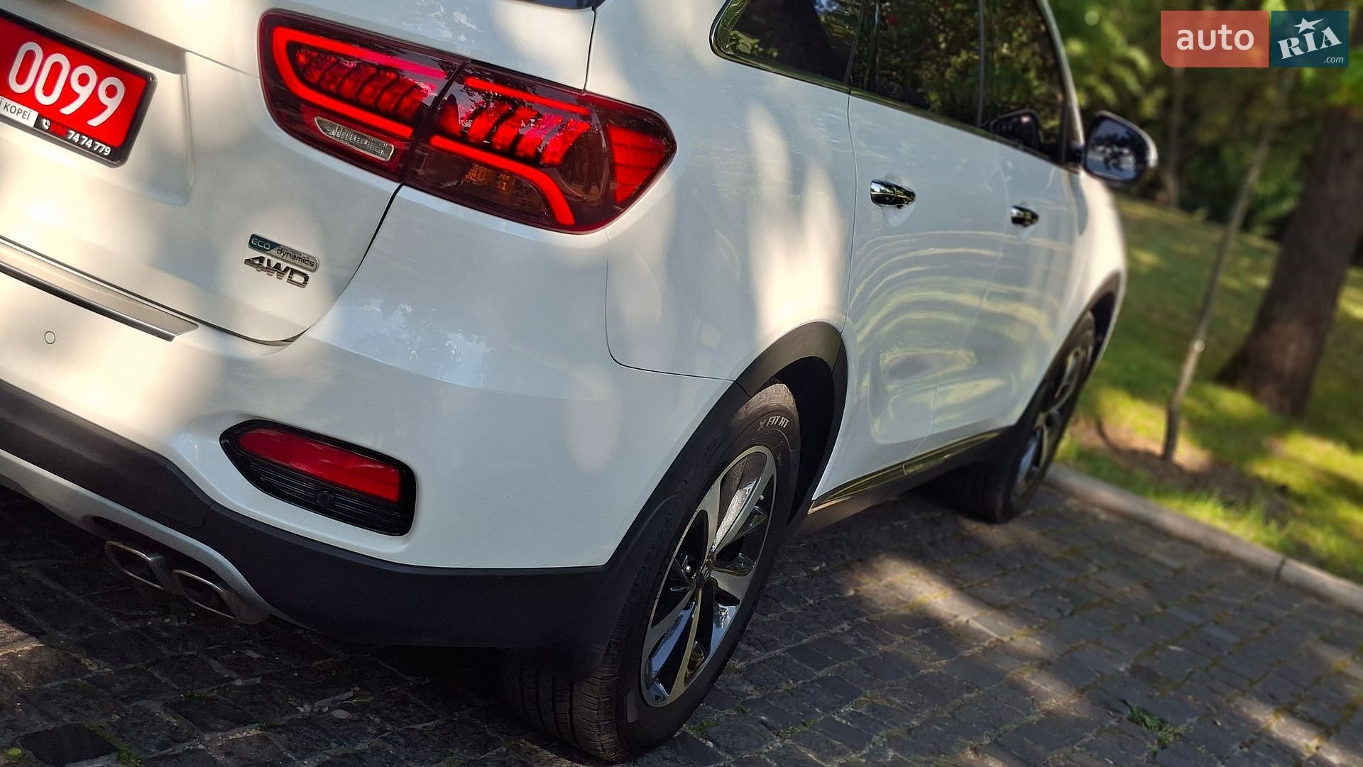 Kia Sorento 2018 VIN KNAPG81BDKA533419 фото оголошення 20 з 118