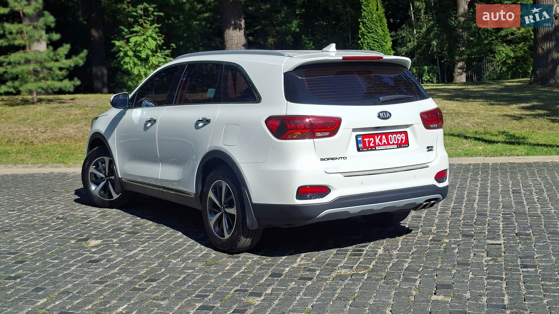 Kia Sorento 2018 VIN KNAPG81BDKA533419 фото оголошення 17 з 118