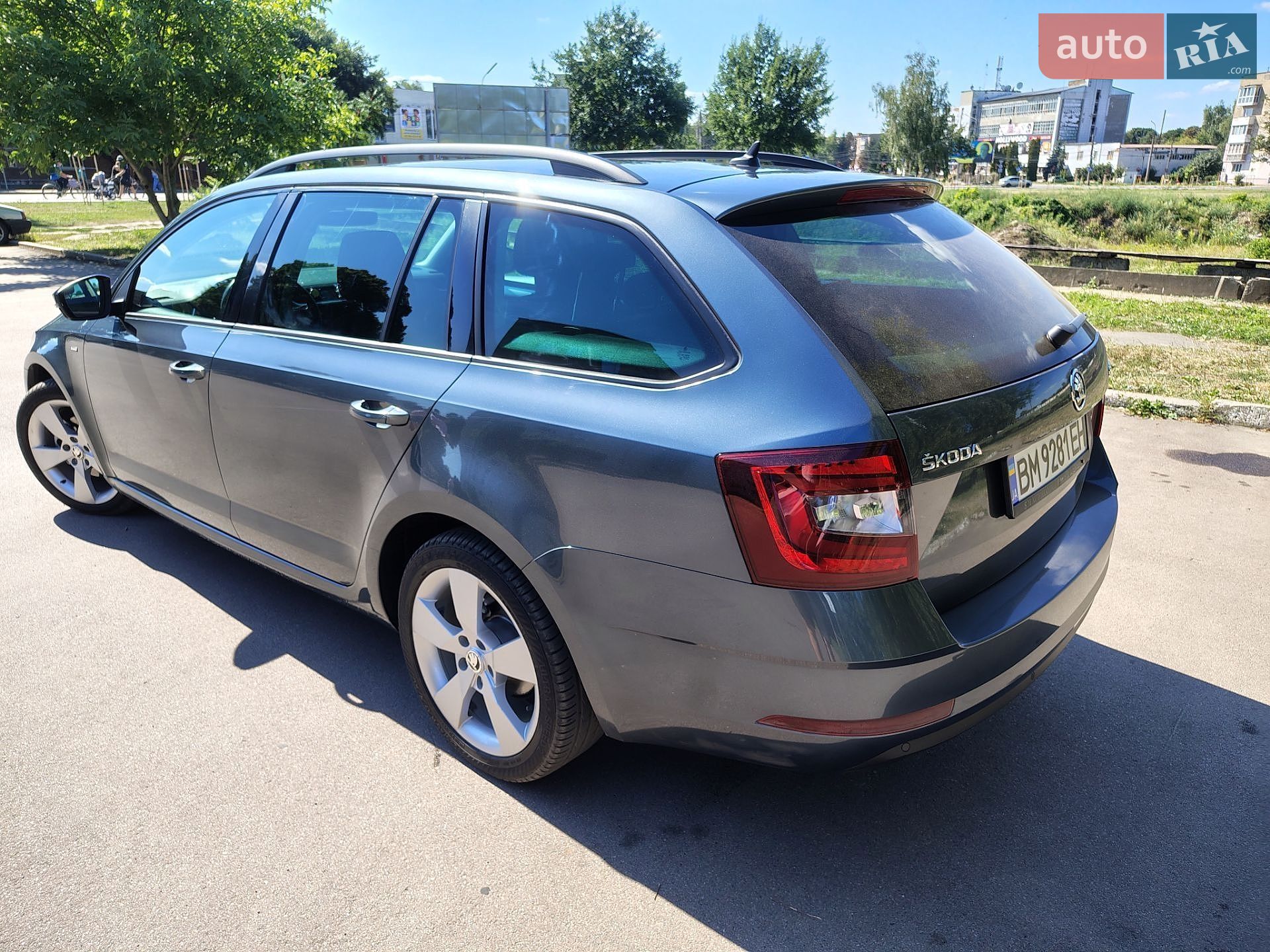 Skoda Octavia 2017 VIN TMBJJ7NE2J0222880 фото оголошення 8 з 21