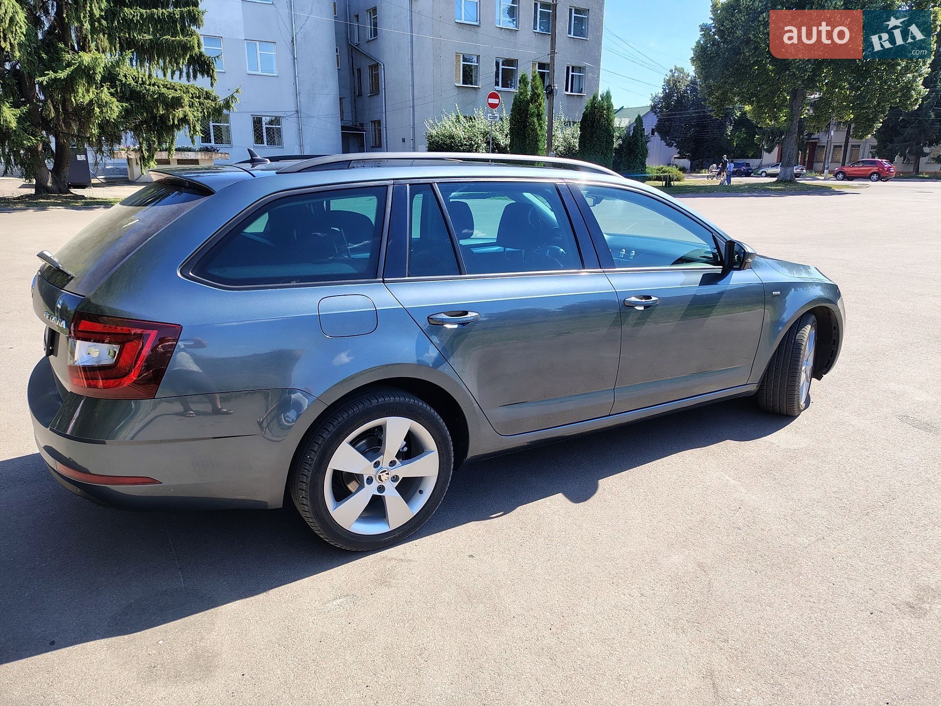 Skoda Octavia 2017 VIN TMBJJ7NE2J0222880 фото оголошення 14 з 21
