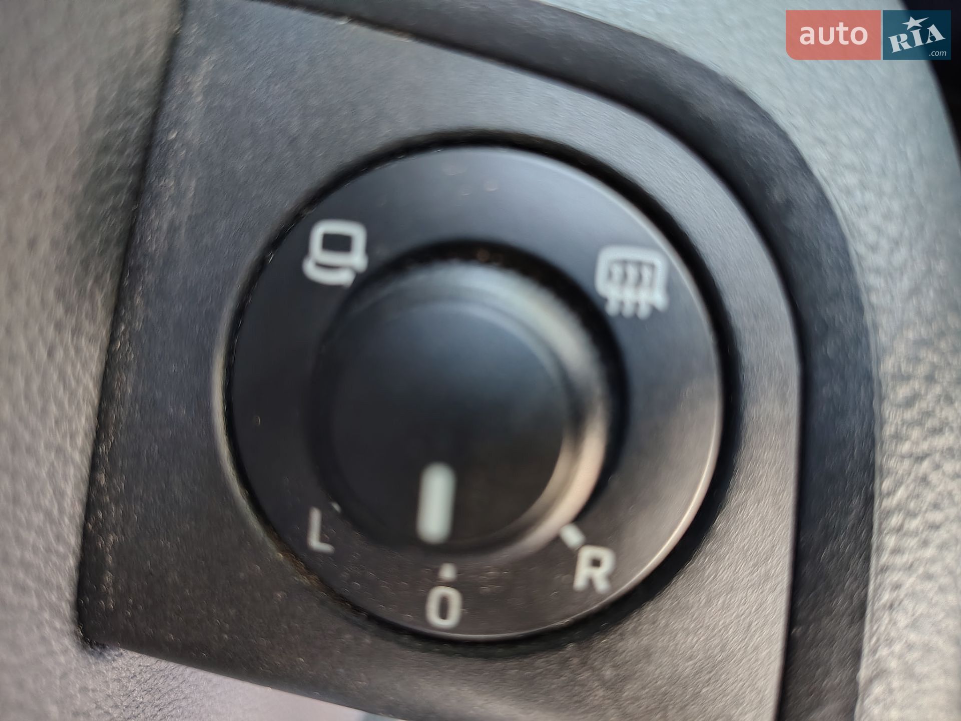 Skoda Octavia 2017 VIN TMBJJ7NE2J0222880 фото оголошення 18 з 21
