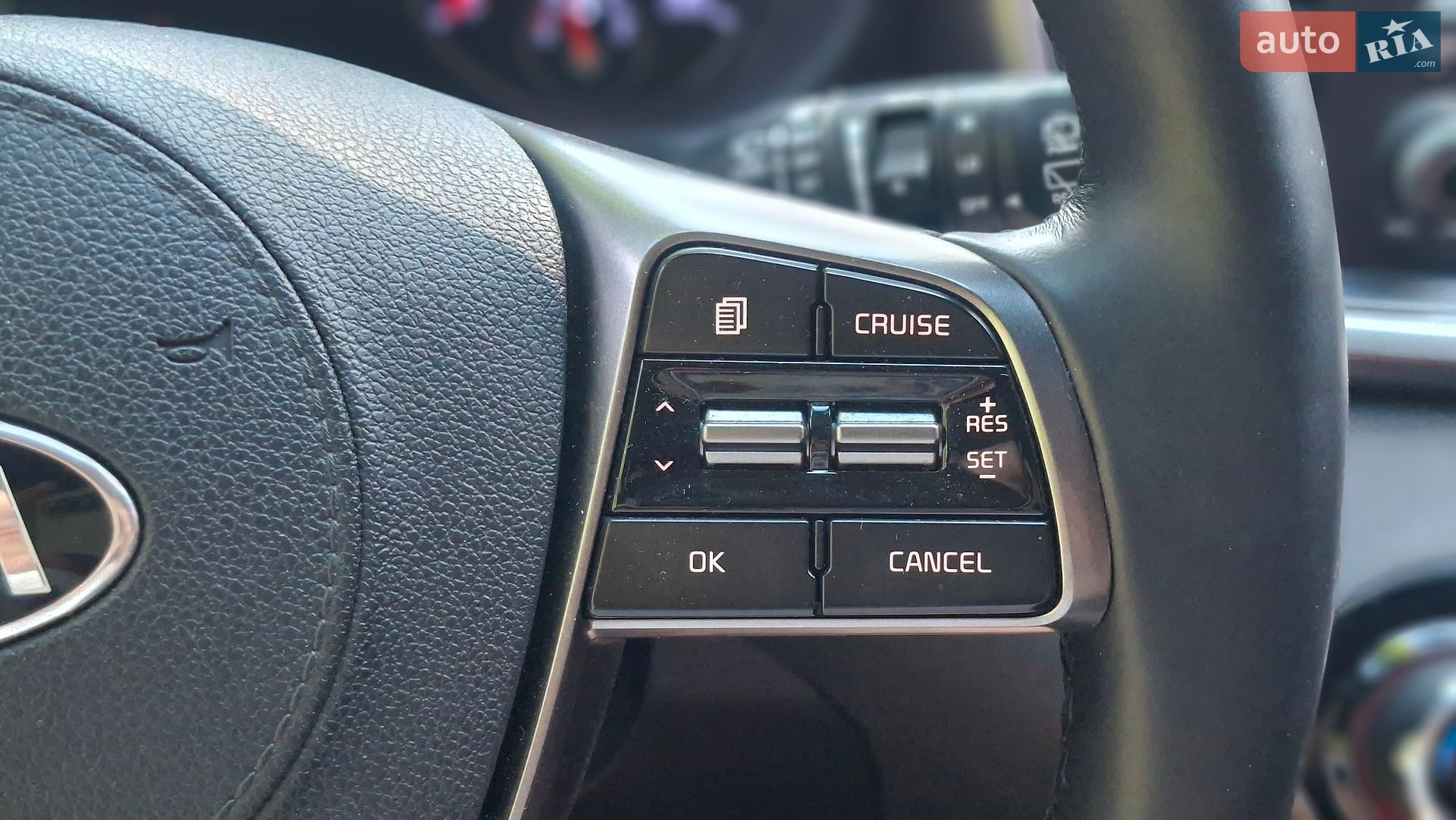 Kia Sorento 2018 VIN KNAPG81BDKA533419 фото оголошення 44 з 118