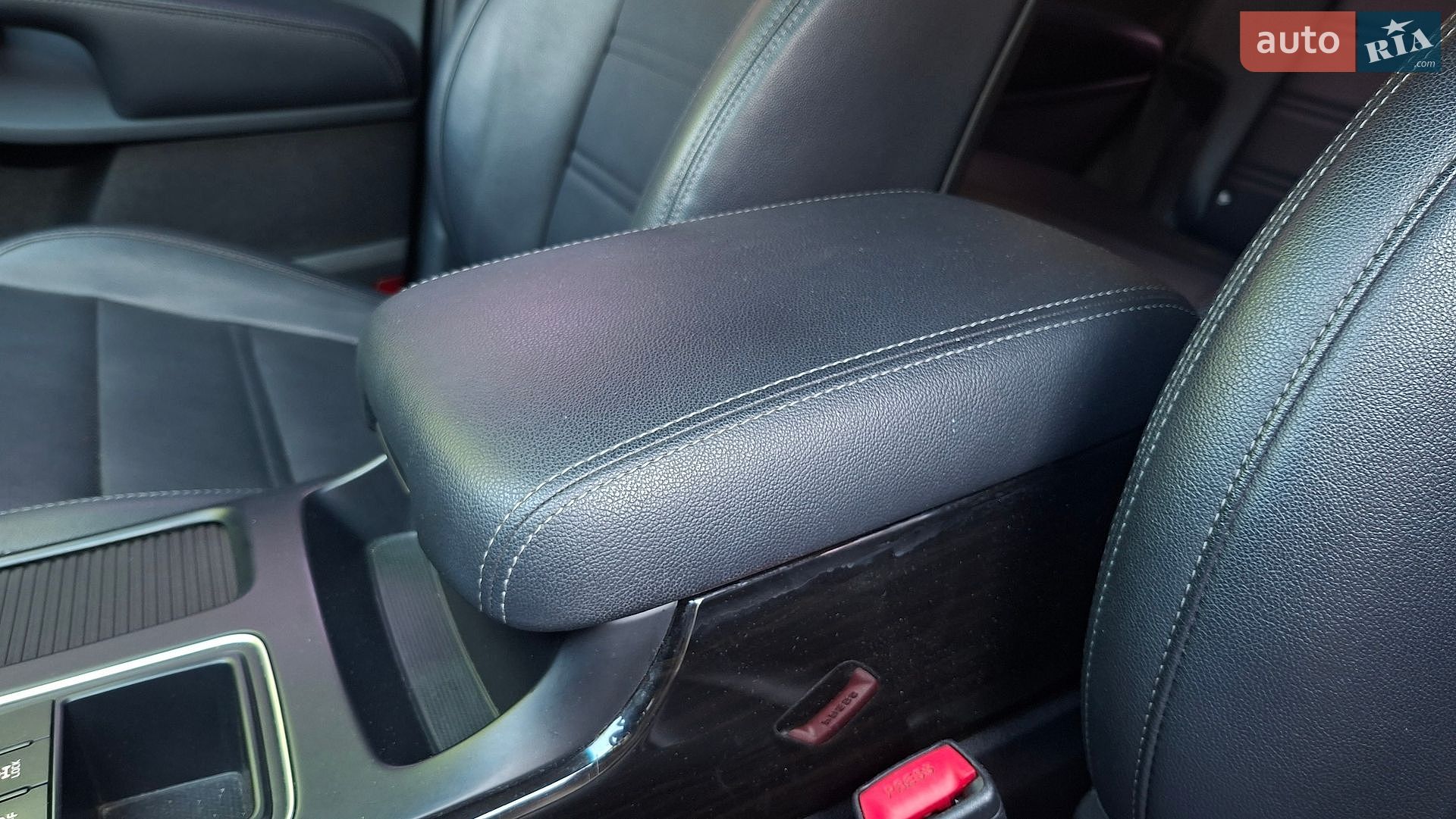 Kia Sorento 2018 VIN KNAPG81BDKA533419 фото оголошення 54 з 118