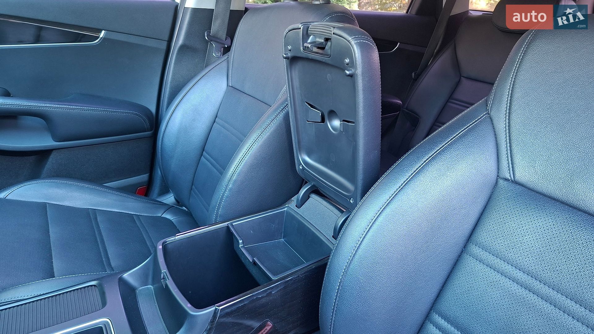 Kia Sorento 2018 VIN KNAPG81BDKA533419 фото оголошення 55 з 118