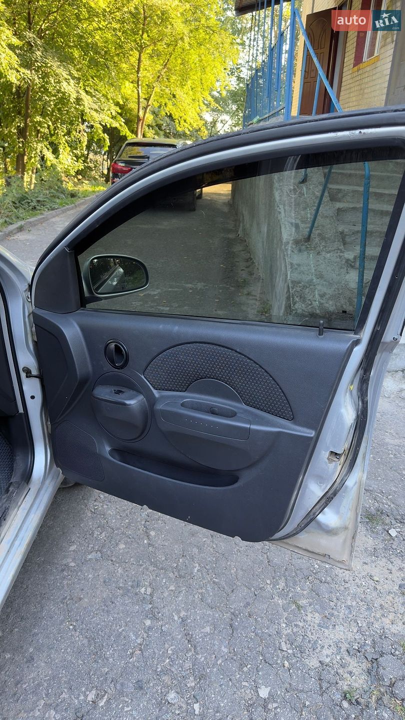 Chevrolet Aveo 2005 VIN Y6DSF48YE6B509925 фото оголошення 7 з 14