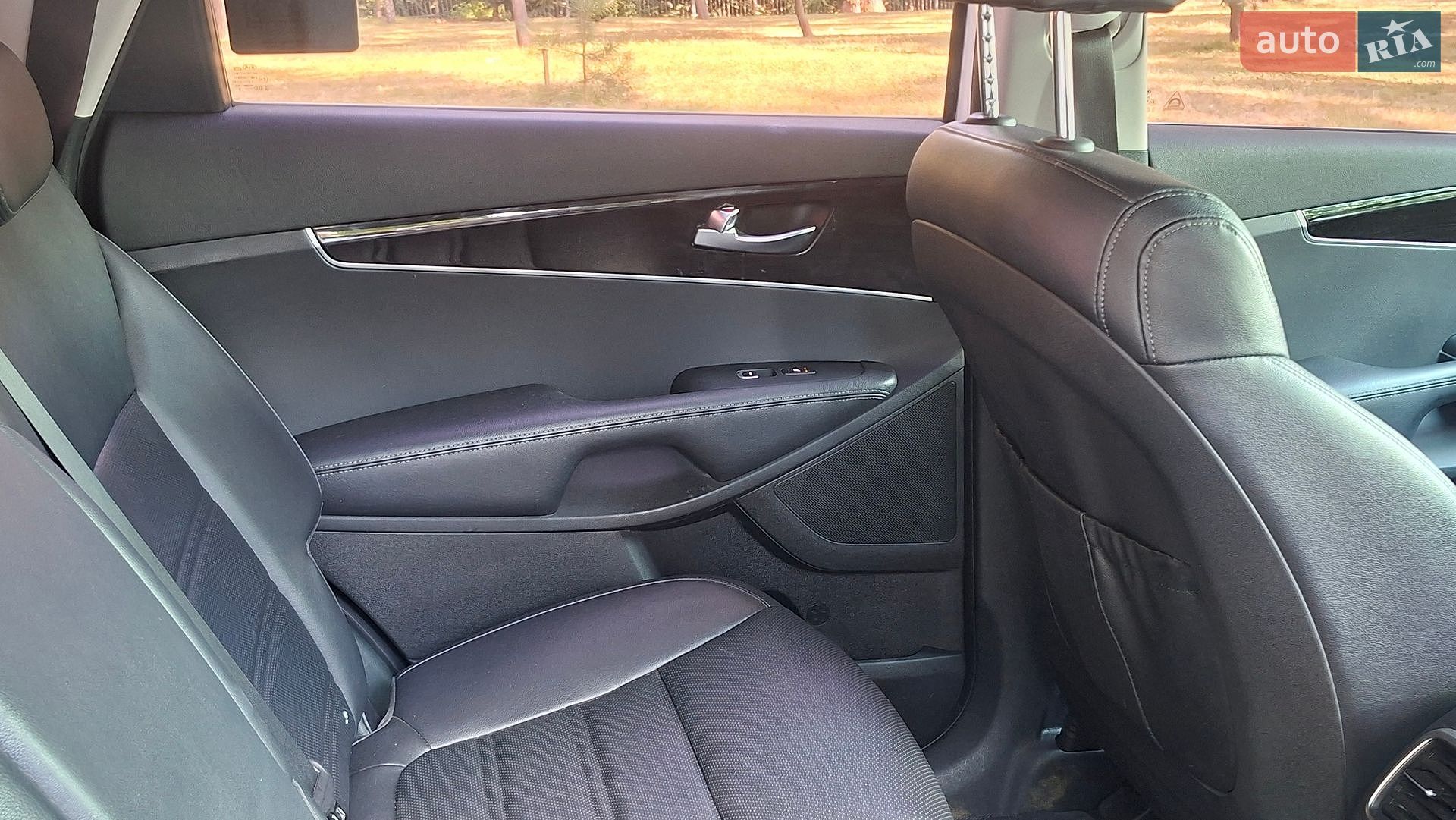 Kia Sorento 2018 VIN KNAPG81BDKA533419 фото оголошення 59 з 118