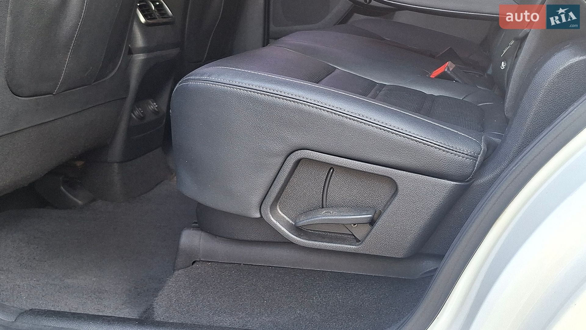 Kia Sorento 2018 VIN KNAPG81BDKA533419 фото оголошення 62 з 118