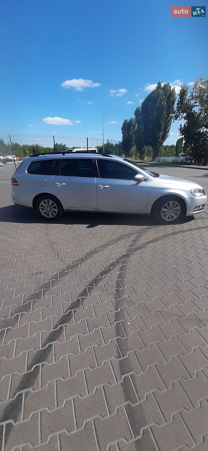 Volkswagen Passat 2011 VIN WVWZZZ3CZBE395338 фото оголошення 5 з 19