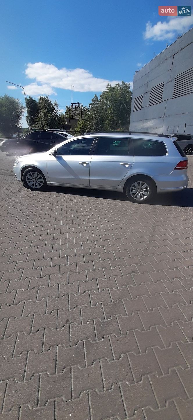 Volkswagen Passat 2011 VIN WVWZZZ3CZBE395338 фото оголошення 9 з 19