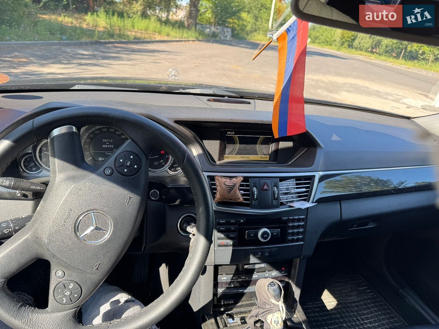 Mercedes-Benz E-Class 2010 VIN WDD2120051A353946 фото оголошення 9 з 9