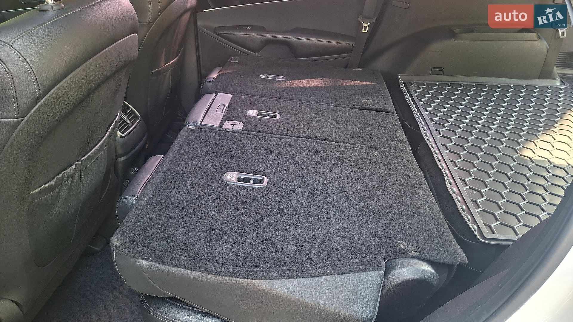 Kia Sorento 2018 VIN KNAPG81BDKA533419 фото оголошення 87 з 118