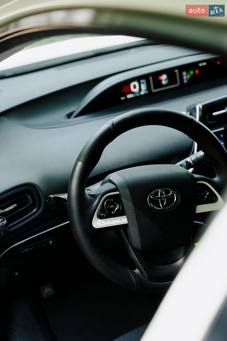 Toyota Prius 2016 VIN JTDKARFU7G3504476 фото оголошення 4 з 4