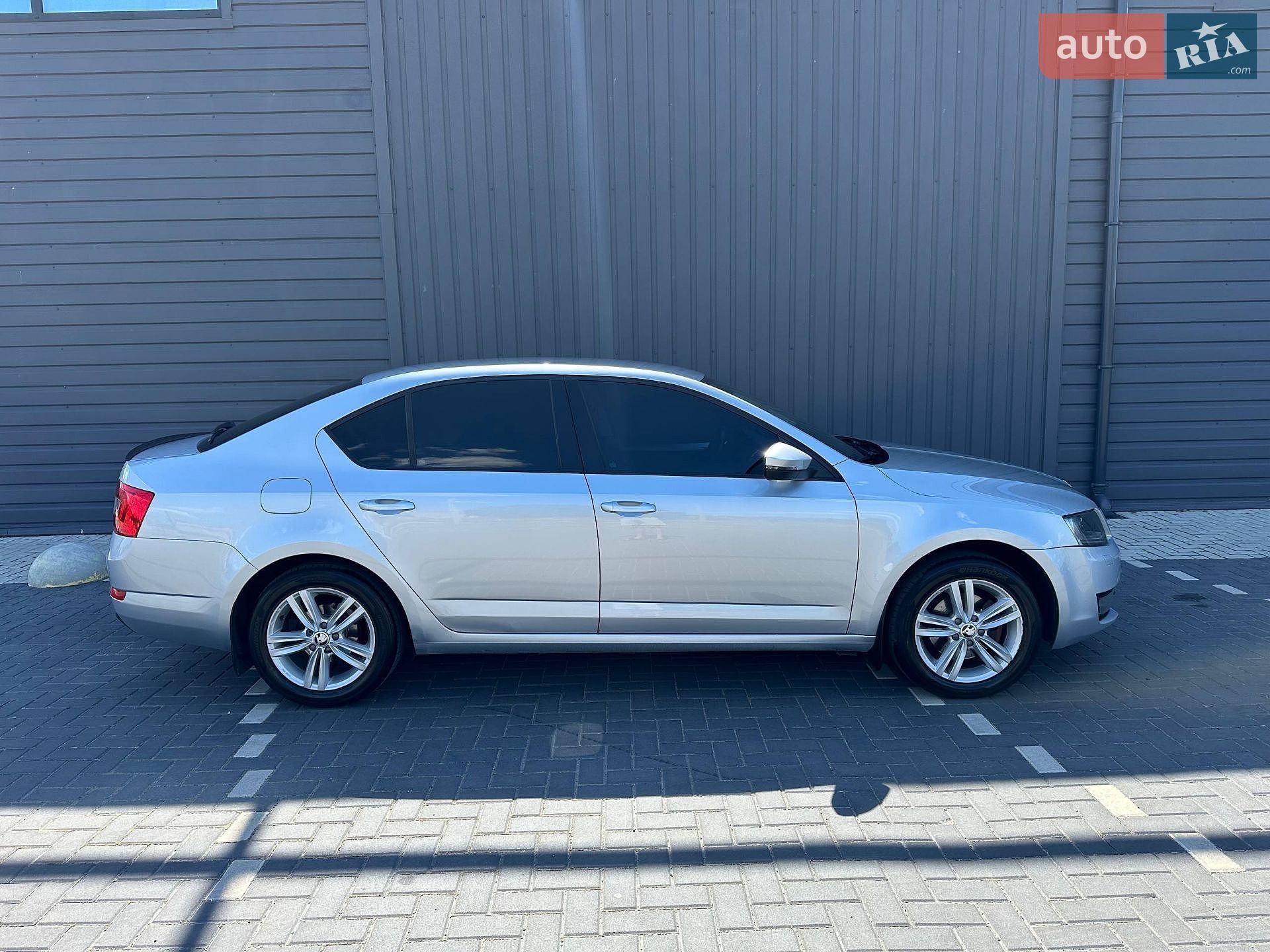 Skoda Octavia 2014 VIN TMBAJ4NE8EB008162 фото оголошення 27 з 30
