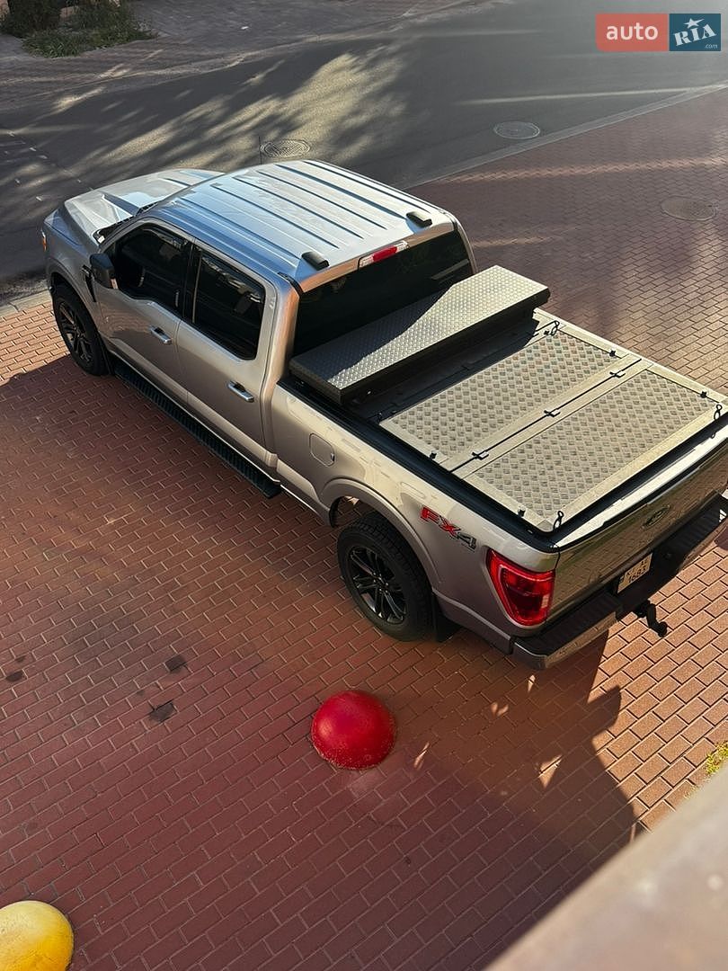 Ford F-150 2020 VIN 1FTFW1E82MFA47501 фото оголошення 2 з 18