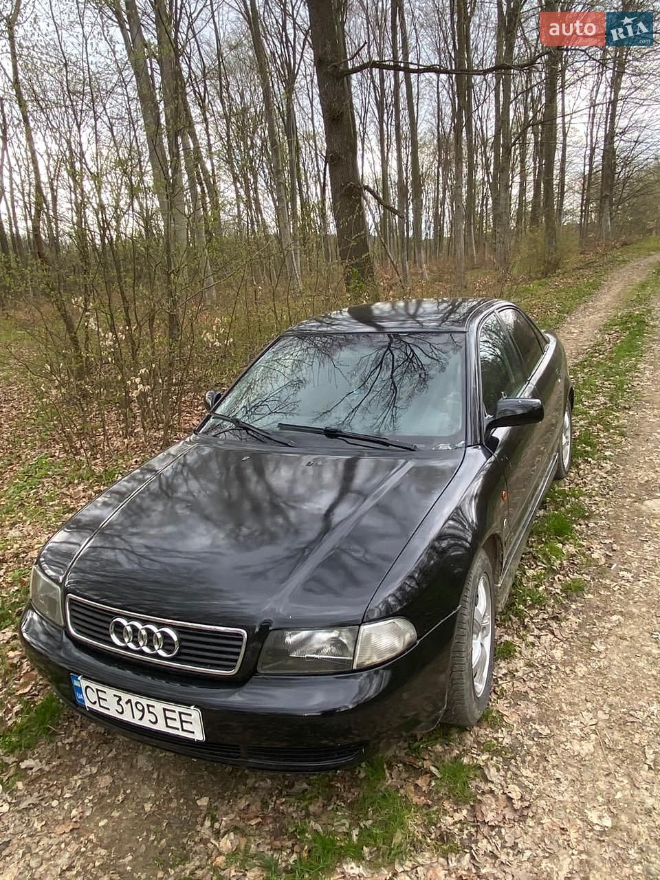 Audi A4 1996 VIN WAUZZZ8DZTA102829 фото оголошення 2 з 18