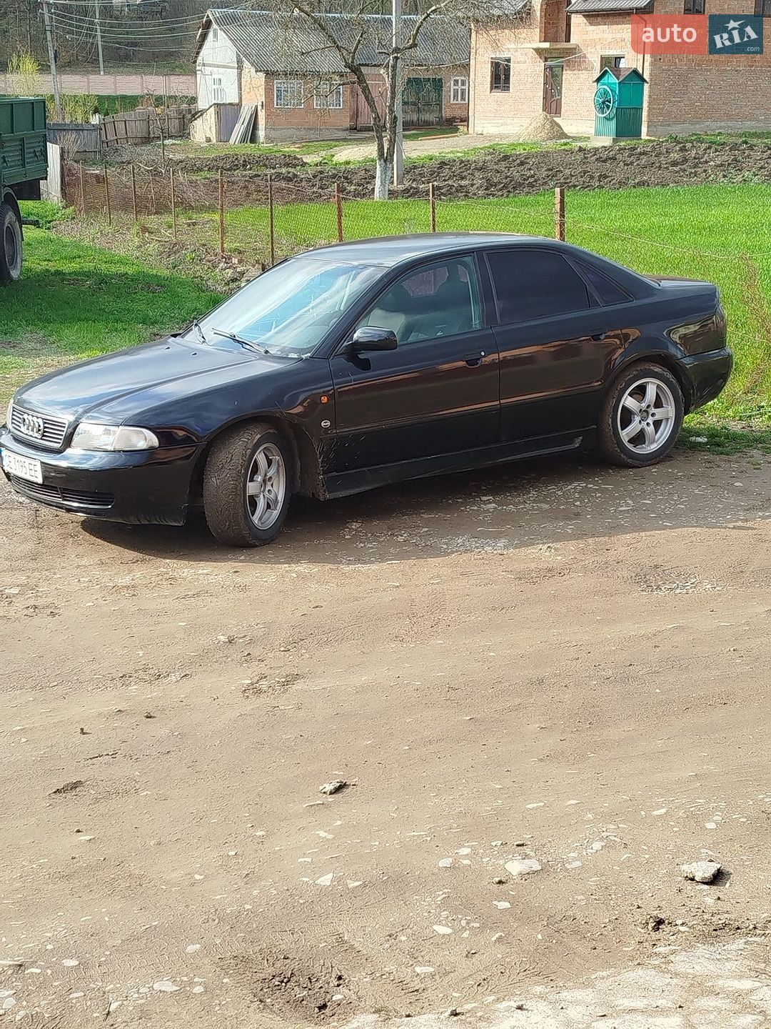 Audi A4 1996 VIN WAUZZZ8DZTA102829 фото оголошення 12 з 18