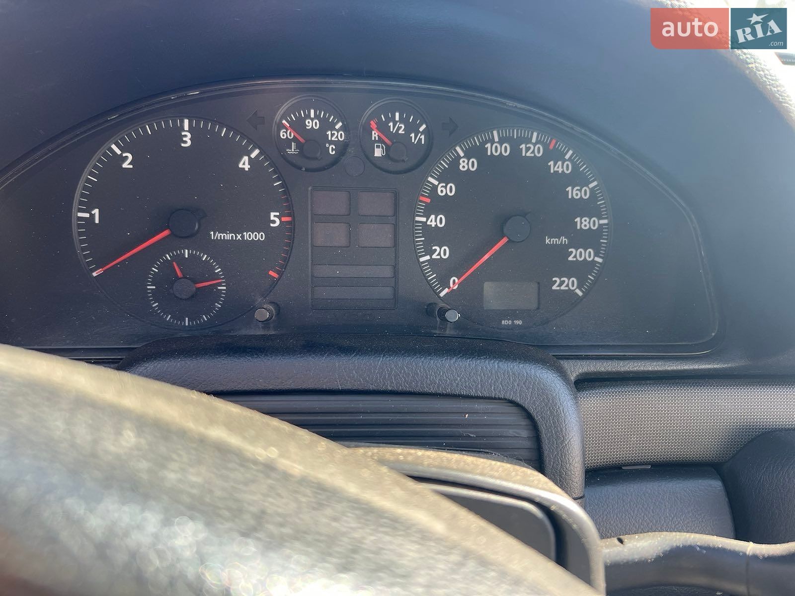 Audi A4 1996 VIN WAUZZZ8DZTA102829 фото оголошення 15 з 18