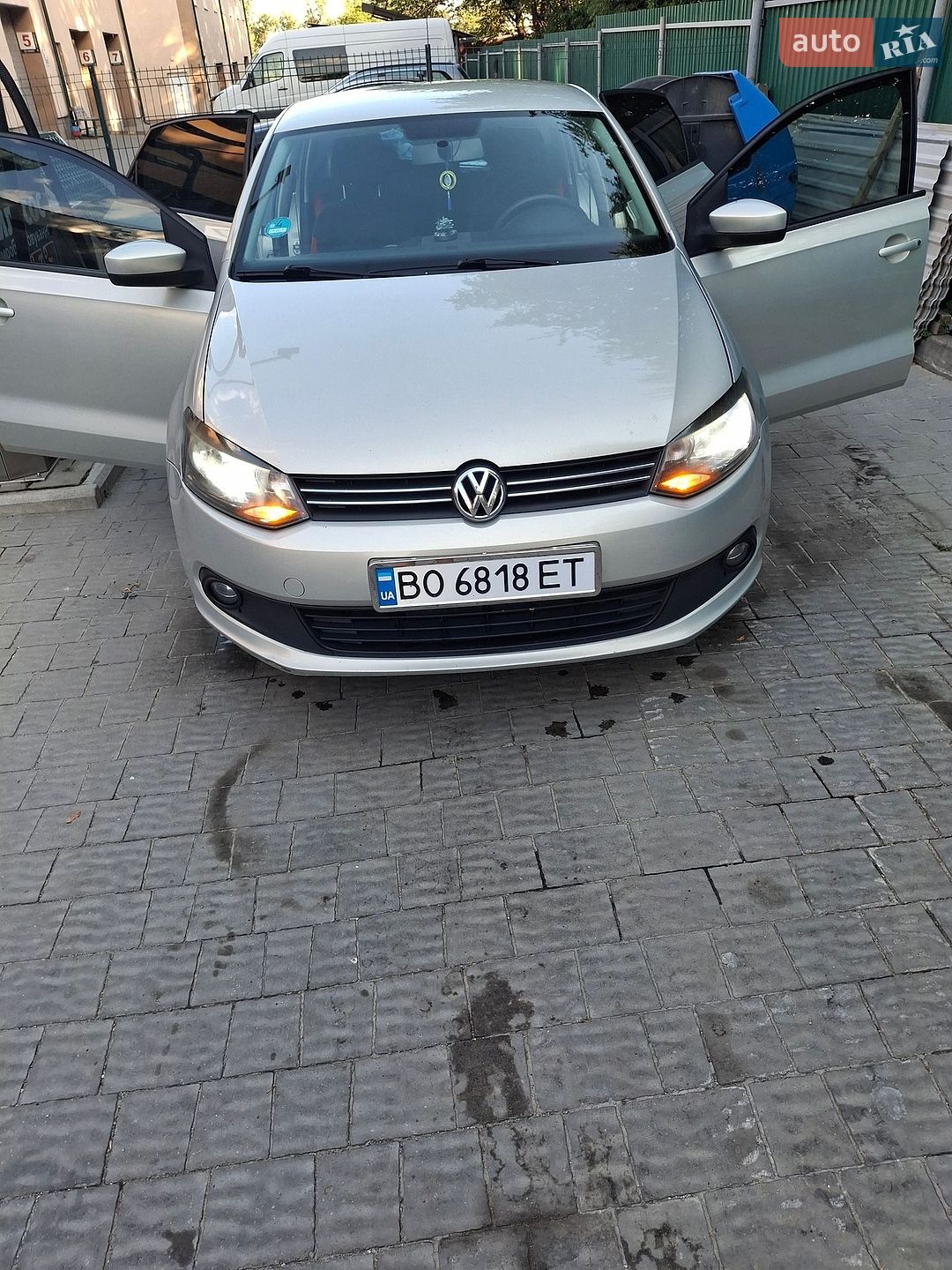 Volkswagen Polo 2012 VIN XW8ZZZ61ZCG053305 фото оголошення 6 з 25
