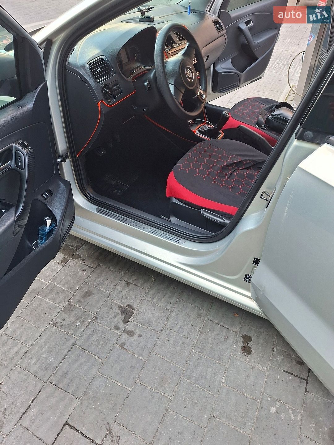 Volkswagen Polo 2012 VIN XW8ZZZ61ZCG053305 фото оголошення 21 з 25