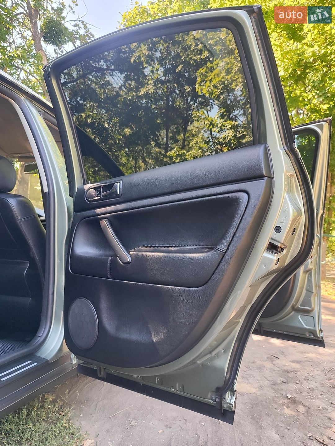Volkswagen Passat 2003 VIN WVWZZZ3BZ3P358401 фото оголошення 31 з 34