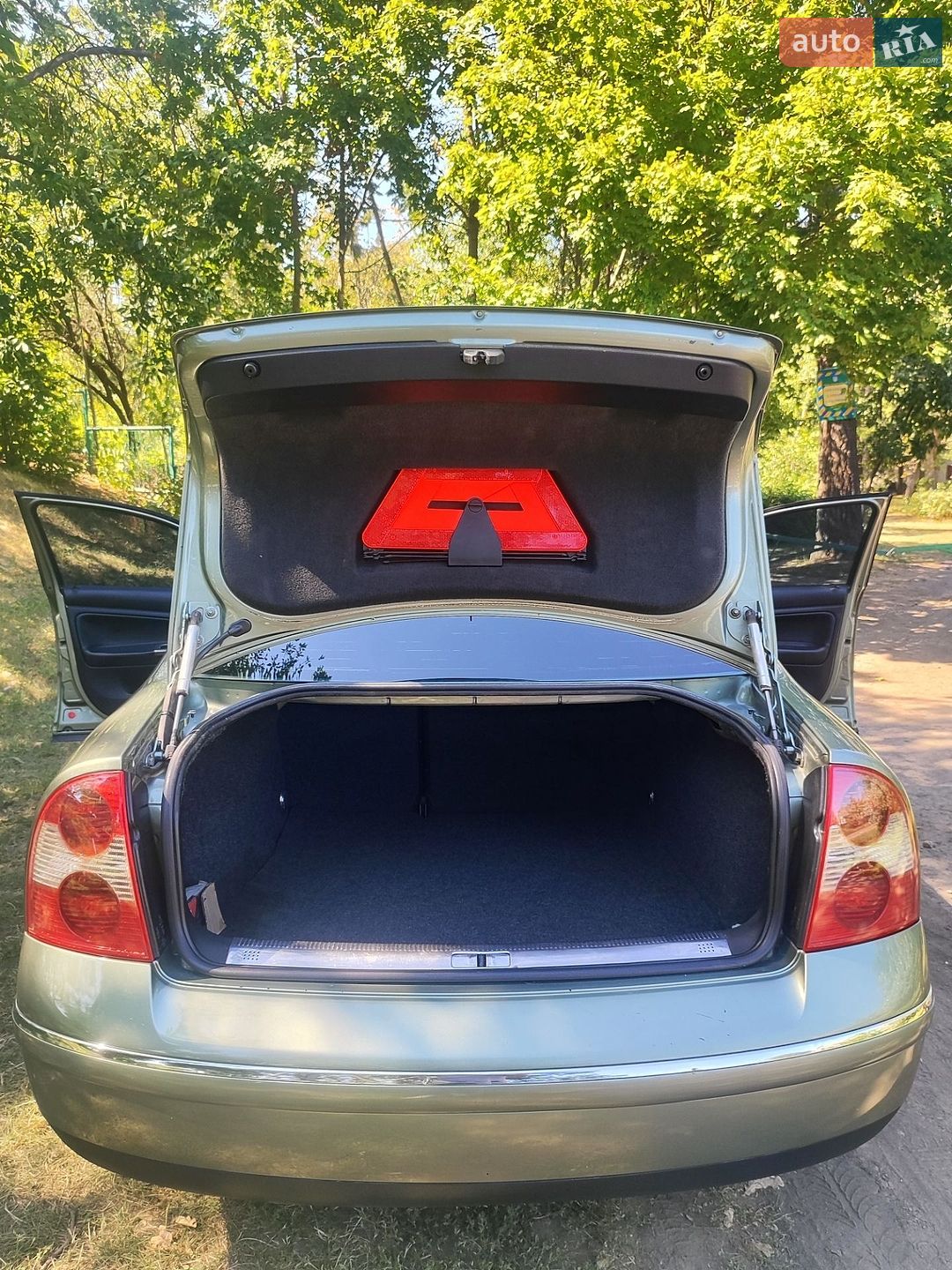 Volkswagen Passat 2003 VIN WVWZZZ3BZ3P358401 фото оголошення 33 з 34
