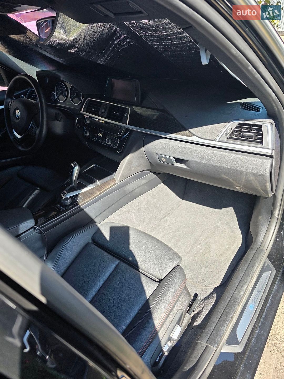 BMW 3 Series 2018 VIN WBA8E1C56JA756751 фото оголошення 14 з 19
