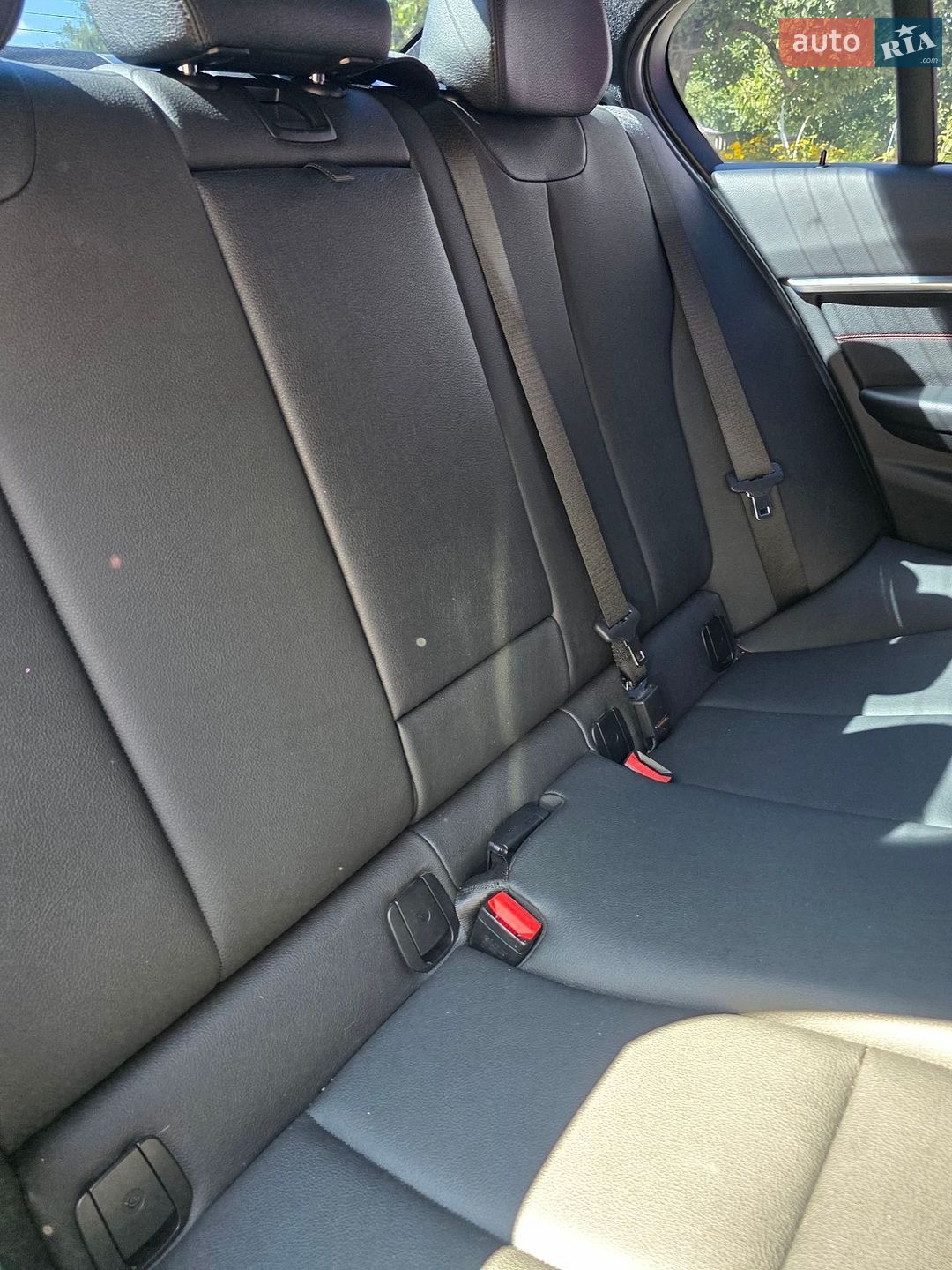 BMW 3 Series 2018 VIN WBA8E1C56JA756751 фото оголошення 17 з 19