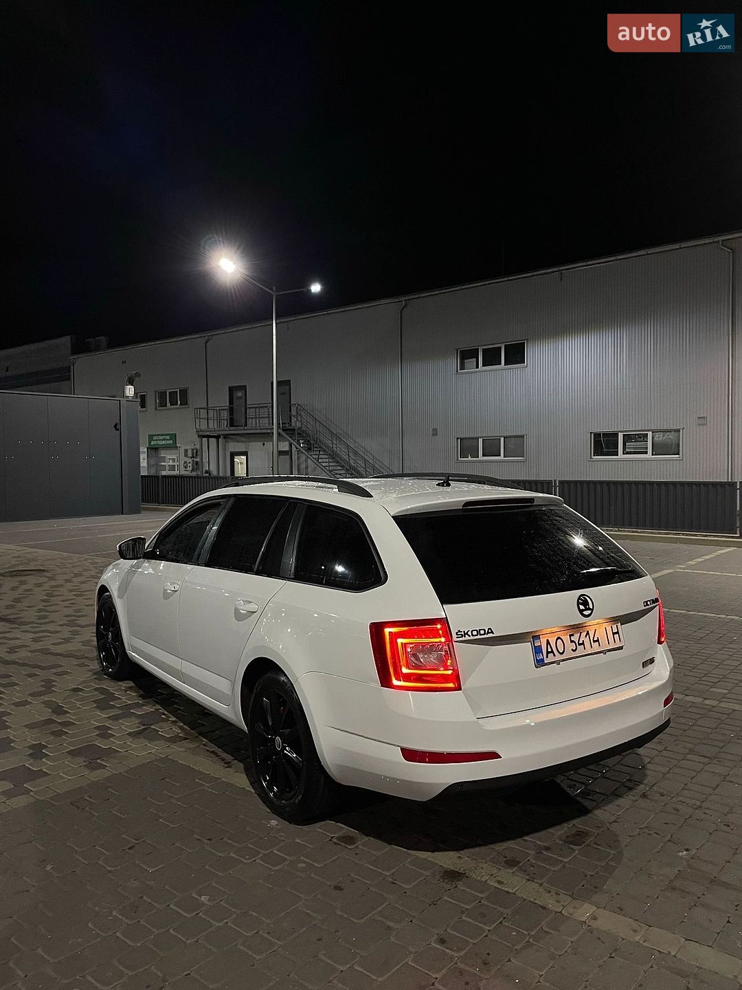 Skoda Octavia 2014 VIN TMBJG7NE0F0112500 фото оголошення 2 з 9