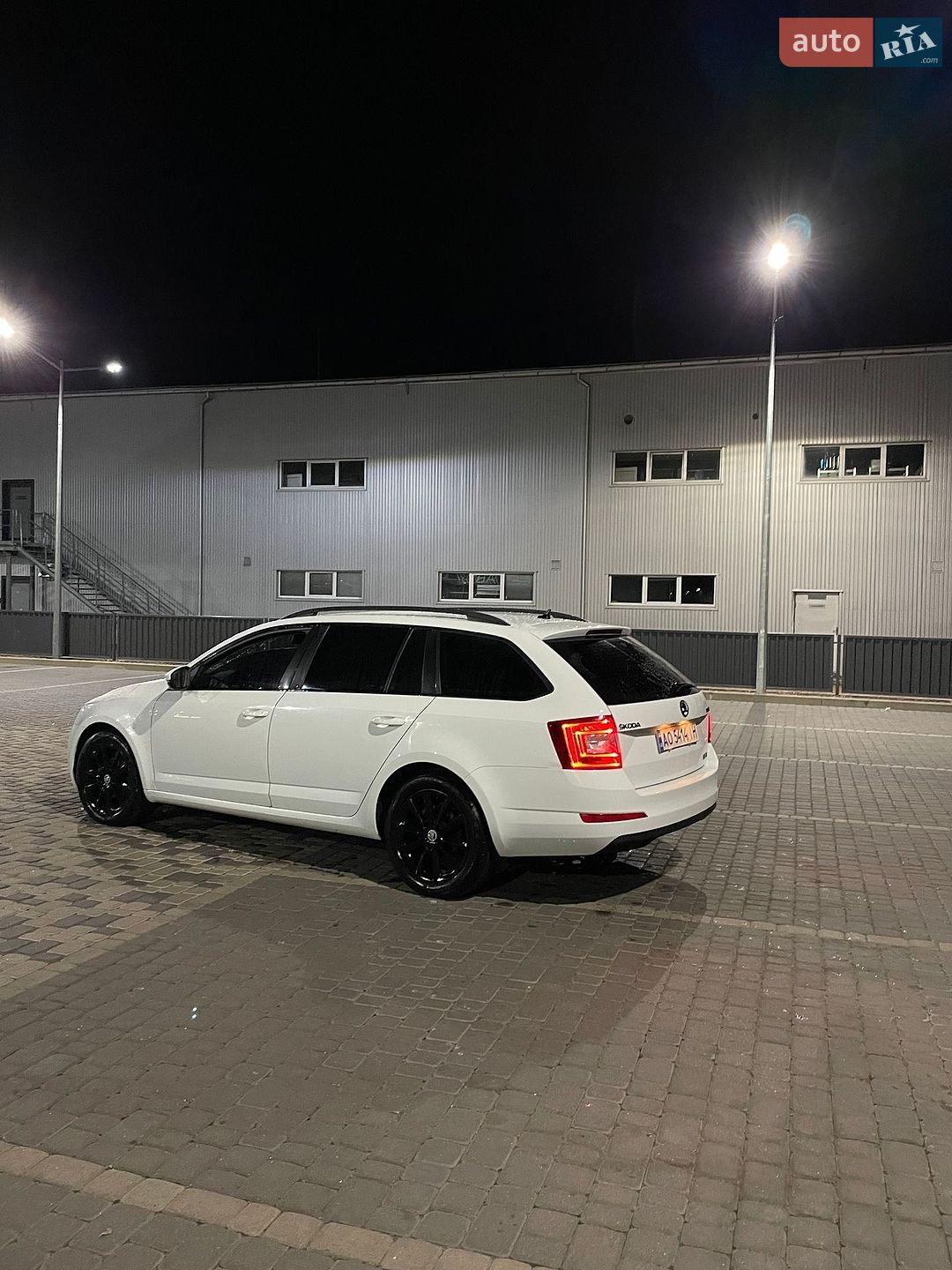 Skoda Octavia 2014 VIN TMBJG7NE0F0112500 фото оголошення 4 з 9
