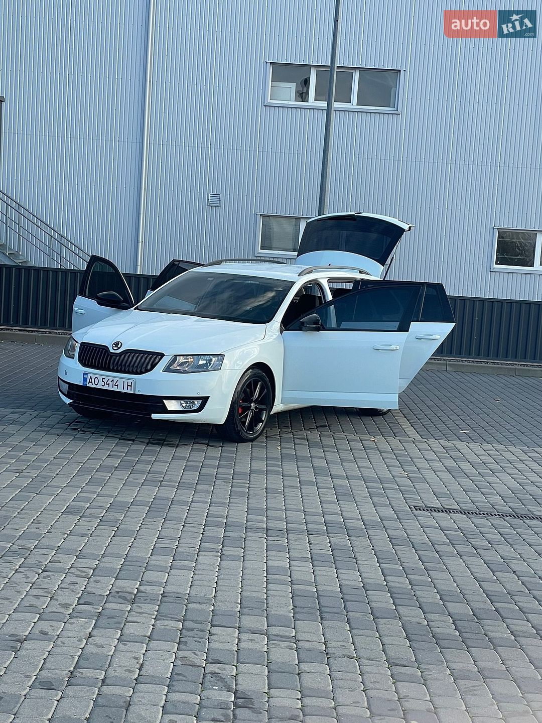 Skoda Octavia 2014 VIN TMBJG7NE0F0112500 фото оголошення 8 з 9