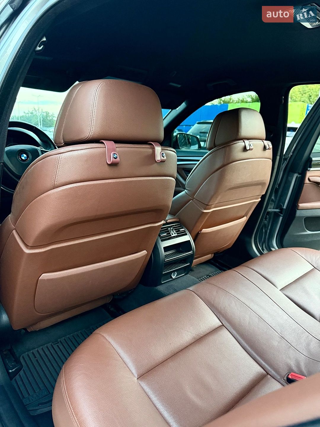 BMW 5 Series 2011 VIN WBAFU710X0C693659 фото оголошення 12 з 17