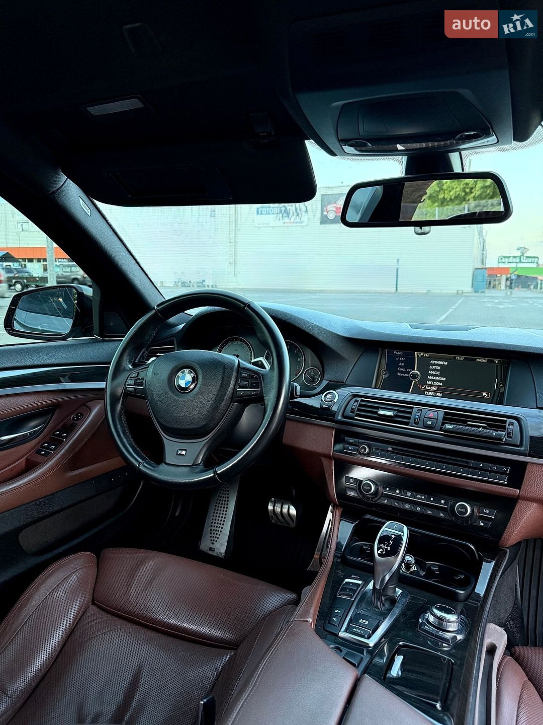 BMW 5 Series 2011 VIN WBAFU710X0C693659 фото оголошення 13 з 17
