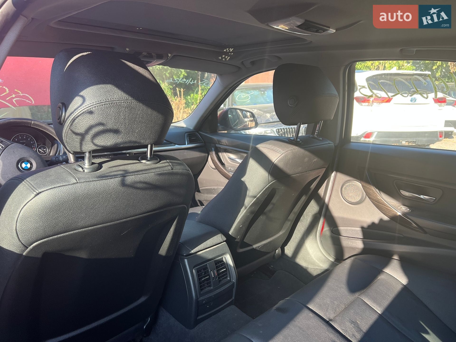 BMW 3 Series 2017 VIN WBA8A3C30HK692345 фото оголошення 22 з 46